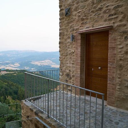 Hotel Le radici delle nuvole Cairano Esterno foto